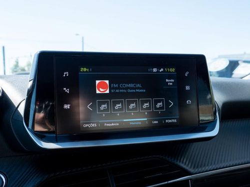 Peugeot e-2008 - Photo 32