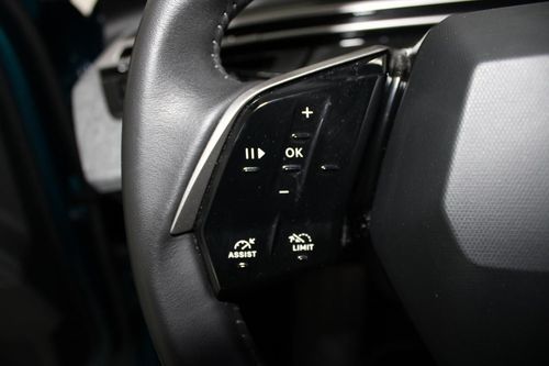 Peugeot E-5008 - Photo 18