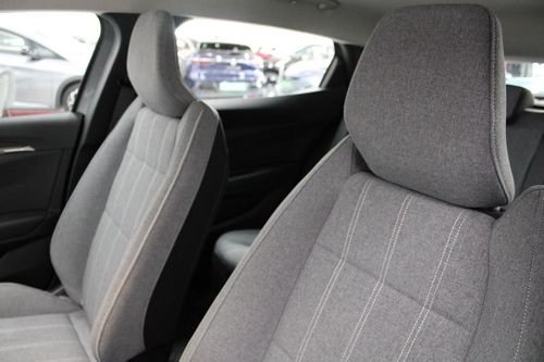 Renault Mégane E-Tech - Photo 11