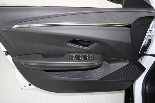 Renault Mégane E-Tech - Photo 10