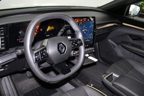Renault Mégane E-Tech - Photo 12