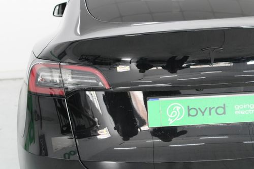 Tesla Model Y - Photo 8