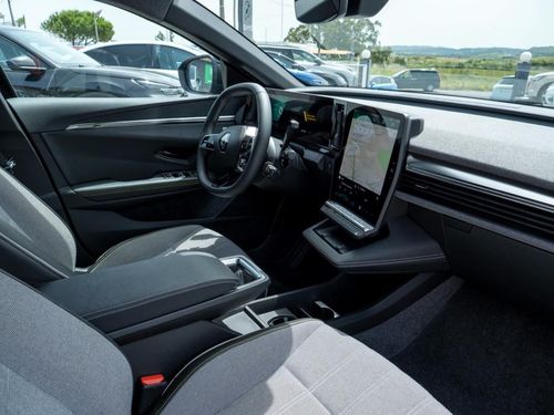 Renault Mégane E-Tech - Photo 16
