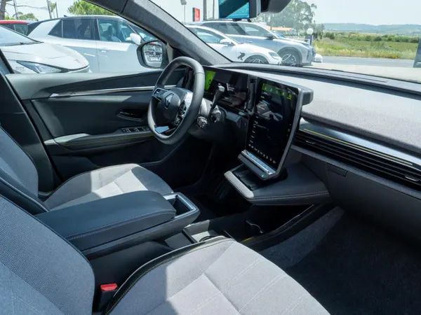 Renault Scénic E-Tech - Photo 17