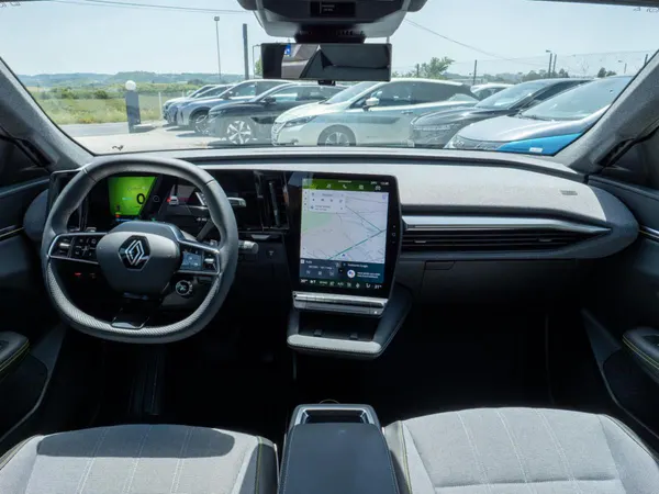 Renault Scénic E-Tech - Photo 26
