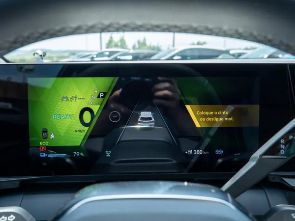 Renault Scénic E-Tech - Photo 30