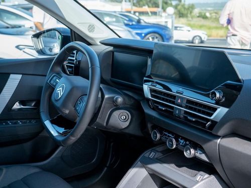 Citroen e-C4 X - Photo 17