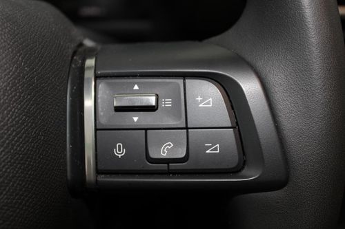 Citroen e-C4 X - Photo 16