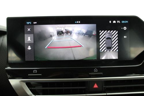 Citroen e-C4 X - Photo 29