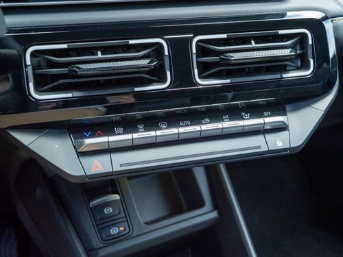 Renault 4 E-Tech - Photo 35