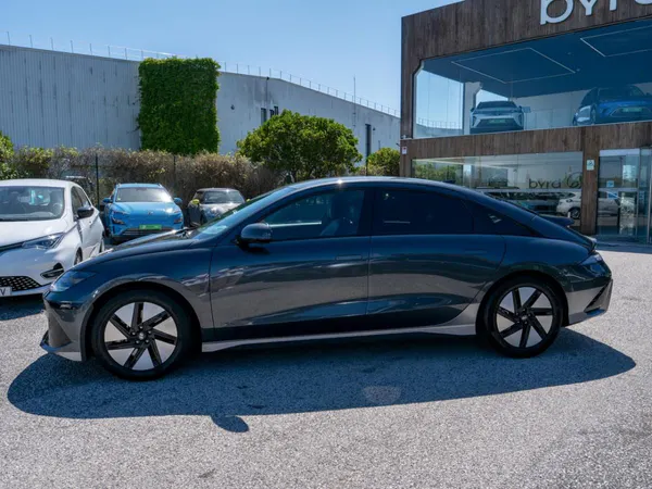 Hyundai Ioniq 6 - Photo 8