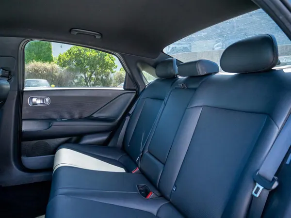 Hyundai Ioniq 6 - Photo 26