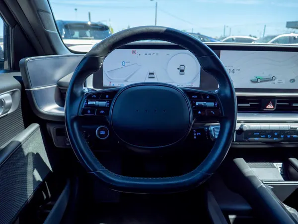 Hyundai Ioniq 6 - Photo 29