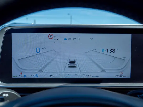 Hyundai Ioniq 6 - Photo 32