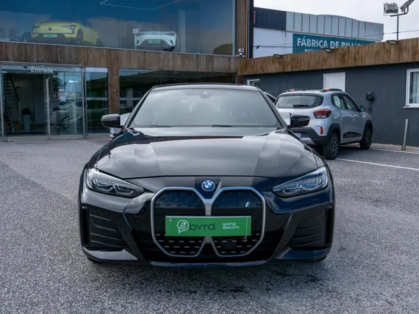 BMW i4 - Photo 4