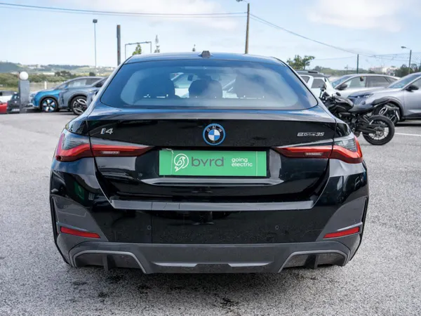 BMW i4 - Photo 10