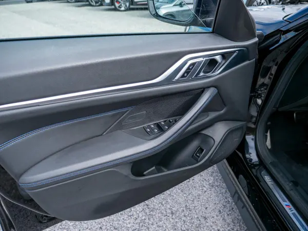 BMW i4 - Photo 21