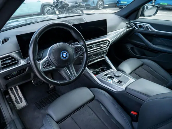 BMW i4 - Photo 22