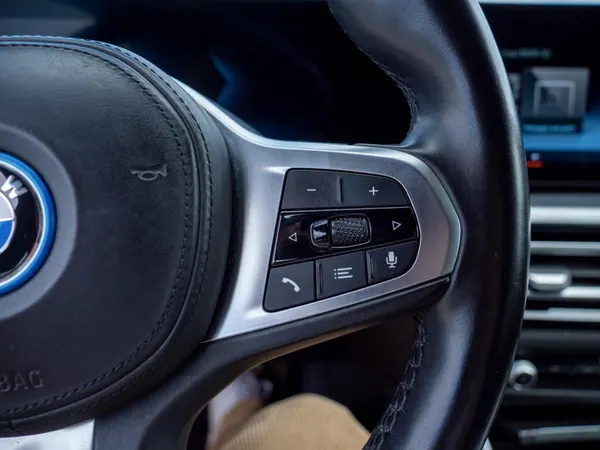 BMW i4 - Photo 31