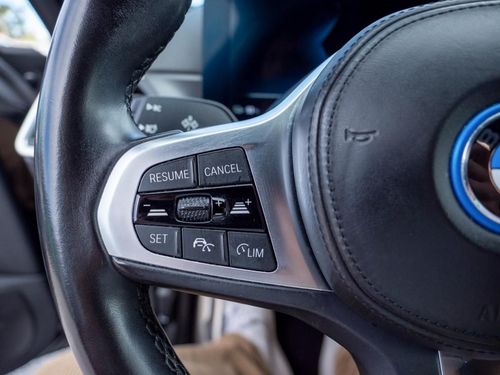 BMW i4 - Photo 30