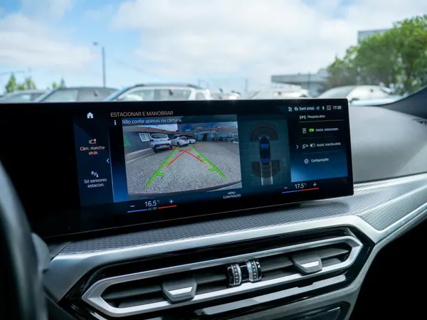 BMW i4 - Photo 34