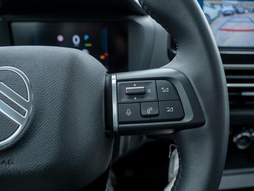 Citroen e-C4 X - Photo 28