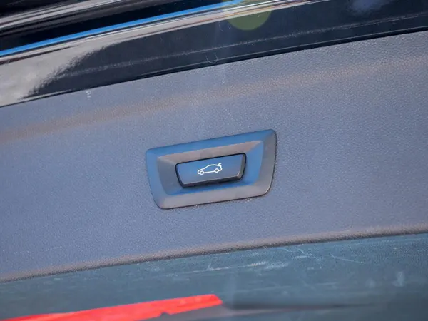 BMW iX - Photo 14