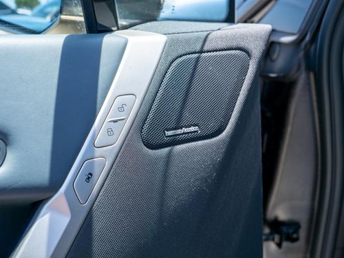 BMW iX - Photo 22