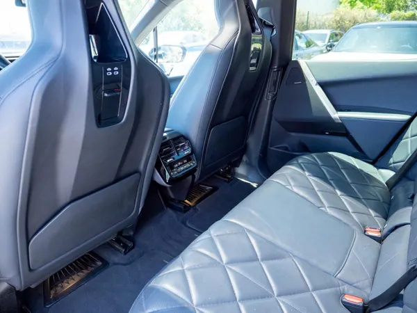 BMW iX - Photo 25