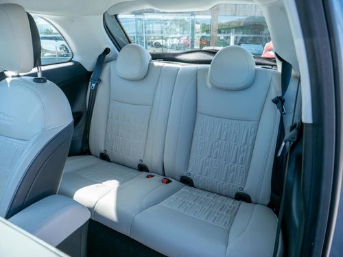 Fiat 500e - Photo 27