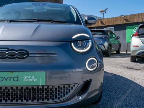 Fiat 500e - Photo 6