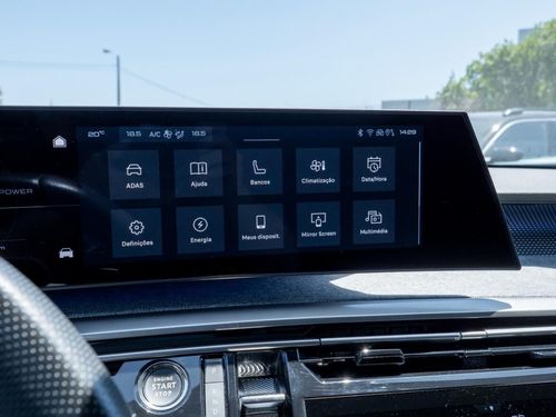 Peugeot E-3008 - Photo 32