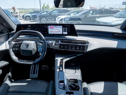 Peugeot E-3008 - Photo 27