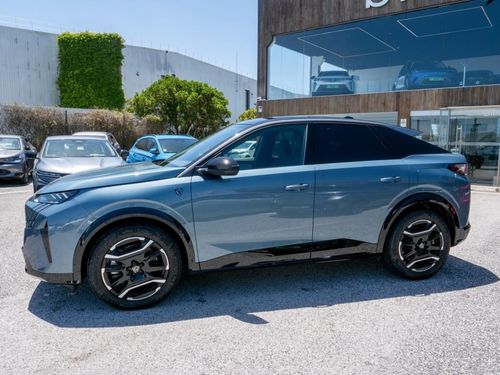 Peugeot E-3008 - Photo 8