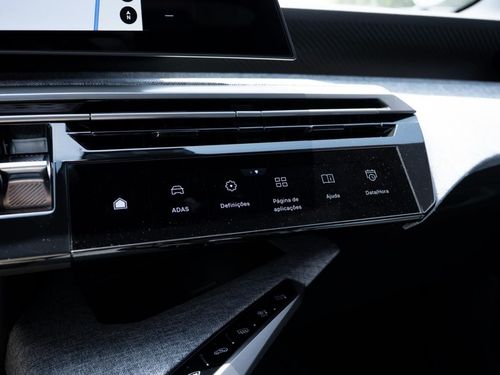 Peugeot E-5008 - Photo 38