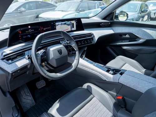 Peugeot E-5008 - Photo 23