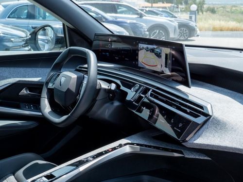 Peugeot E-5008 - Photo 18