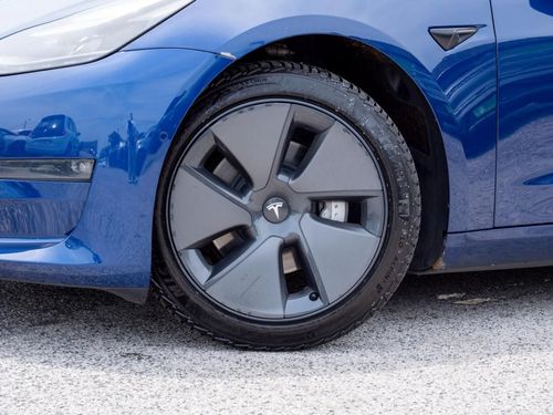 Tesla Model 3 - Photo 3