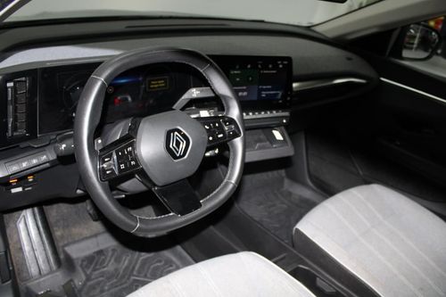 Renault Mégane E-Tech - Photo 10