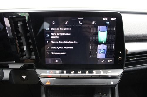 Renault Mégane E-Tech - Photo 26