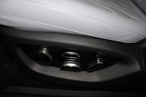 BYD Sealion 7 - Photo 17