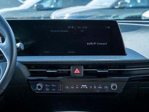 Kia EV6 - Photo 28