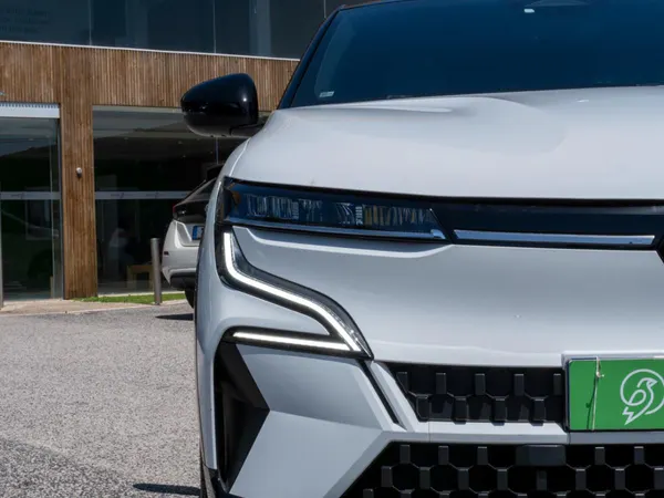 Renault Mégane E-Tech - Photo 5