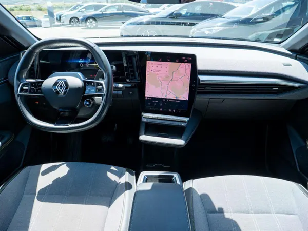 Renault Mégane E-Tech - Photo 24
