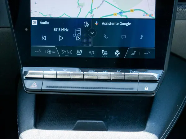 Renault Mégane E-Tech - Photo 27