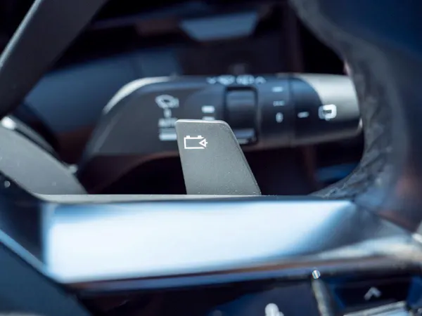Renault Mégane E-Tech - Photo 33