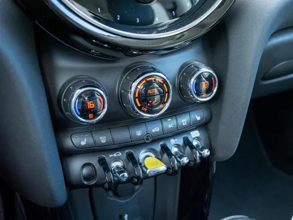MINI 3 Portas - Photo 32