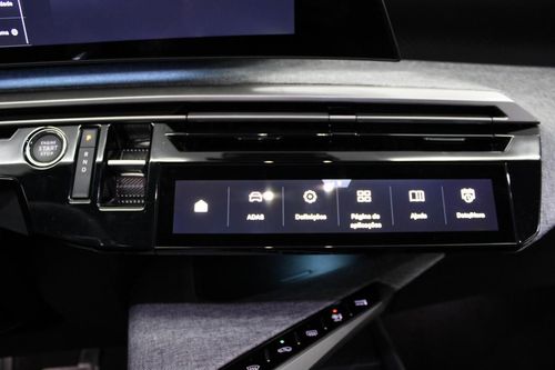 Peugeot E-3008 - Photo 18