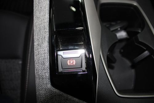 Peugeot E-3008 - Photo 21