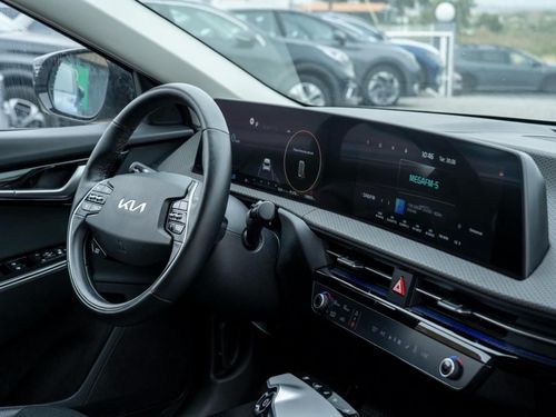 Kia EV6 - Photo 18